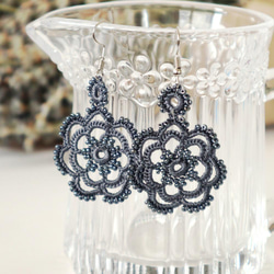 OYA crochet earrings [ROSE] Charcoal Gray 第1張的照片