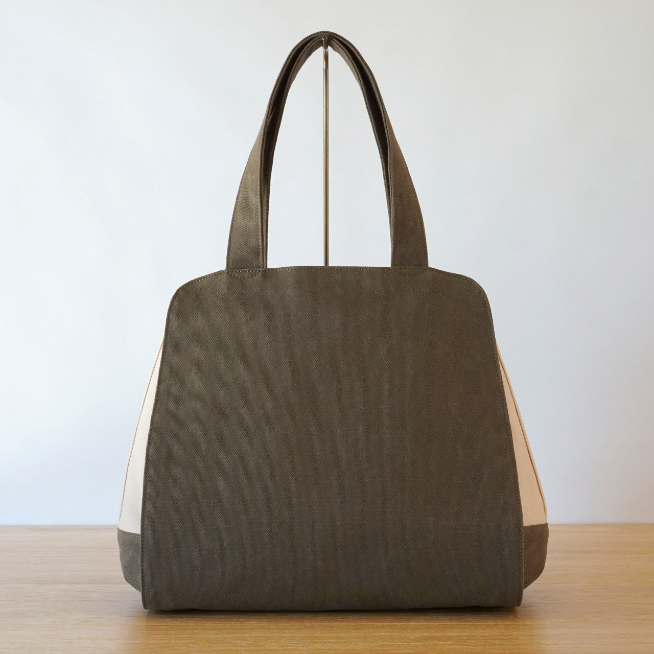 モンブラン / カーキ × アイボリー 【受注制作】 Trocco 帆布バッグ