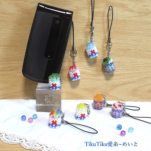 【COCONUT LANE】カラフルクリスタルビーズストラップ クラック＆ドロップビーズボールストラップ＊みかん 携帯
