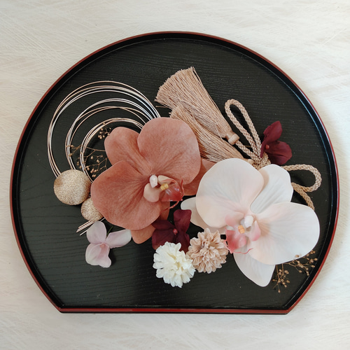 ブラウンピンクの胡蝶蘭と桜の髪飾り 白無垢 ドライフラワー 和玉 水 ...