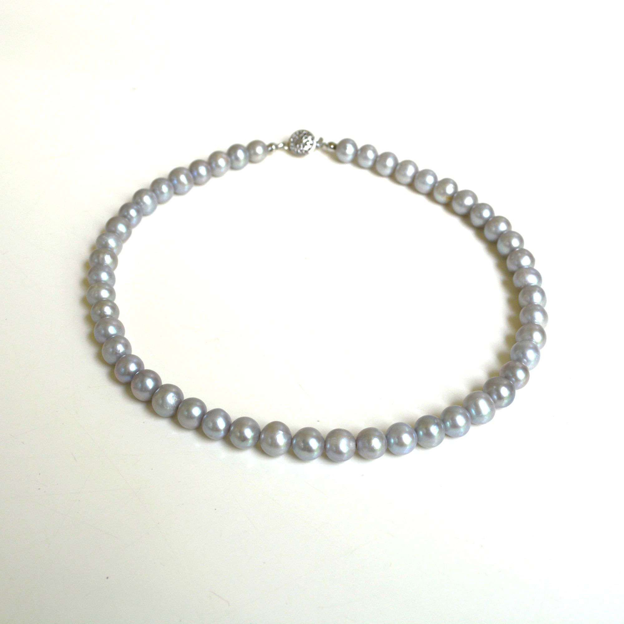 パールネックレス　8mm　ライトグレー　シルバー留め具 パールネックレス 8mm ライトグレー シルバー留め具