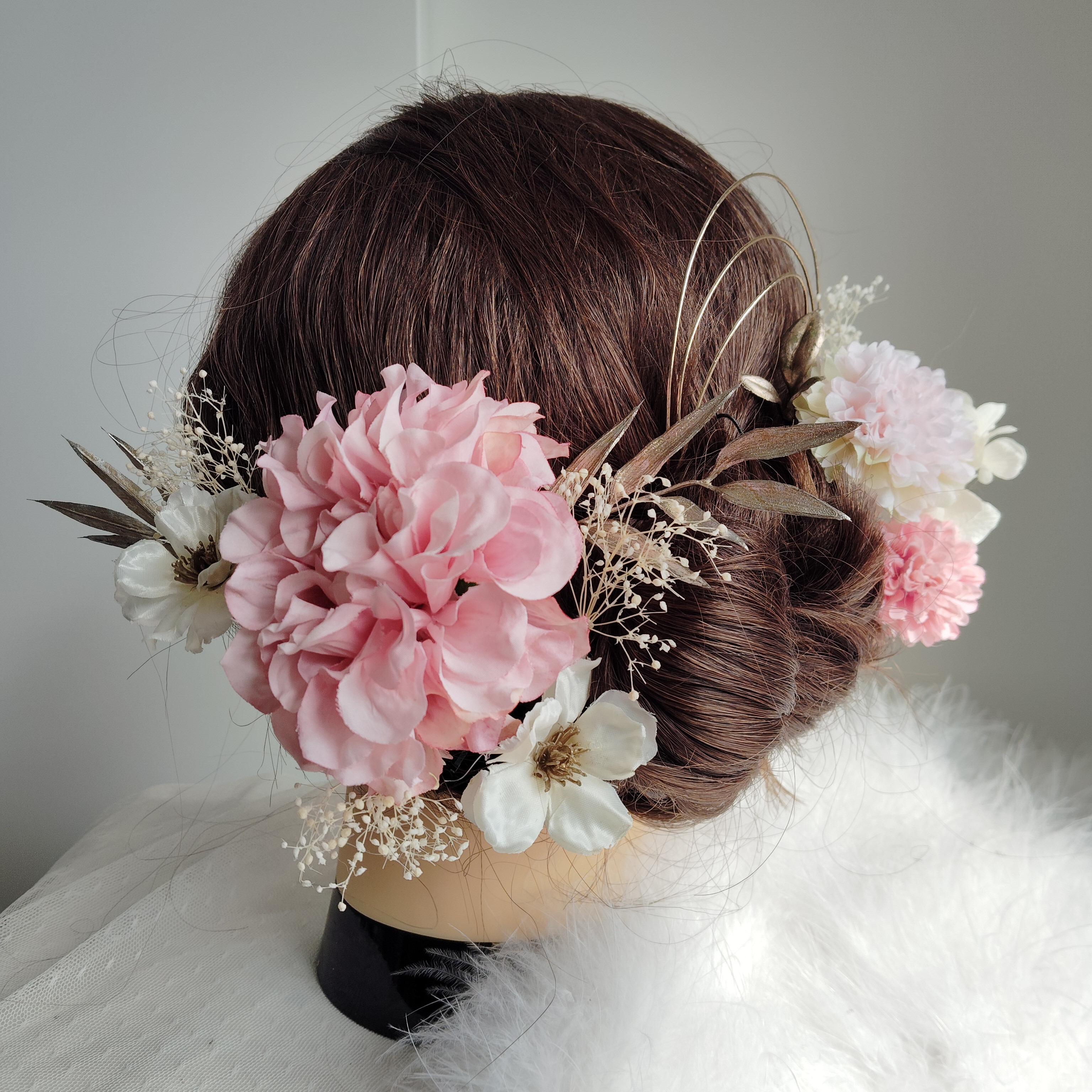 咲静＿＿上品ダリアと林檎の花の髪飾り　卒業式　成人式 　結婚式　髪飾り 　白無垢　色打掛　振袖　和装　さくらピンク