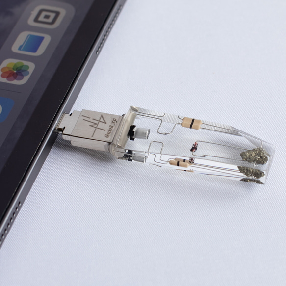 鉱石メモリ(64,128GB) ore USB memory stick 「鉱石」に記録する謎のUSBメモリ 9枚目の画像