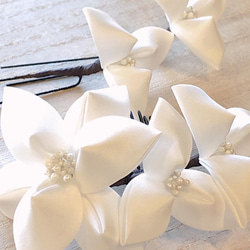 上品に装うシルク髪飾り3点セット・結婚式・成人式・卒業式・つまみ