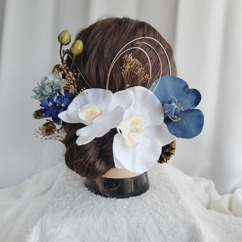 コチョウランの和装ヘアアクセ 白無垢 和装花嫁 髪飾り 成人式 結婚式