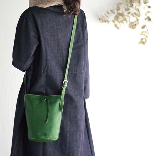 受注製作】本牛革 斜め掛けショルダーバッグ レザーポシェット hana