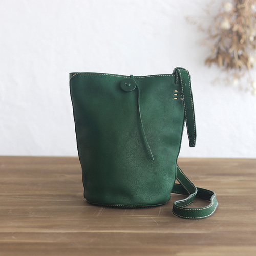 受注製作】本牛革 斜め掛けショルダーバッグ レザーポシェット hana