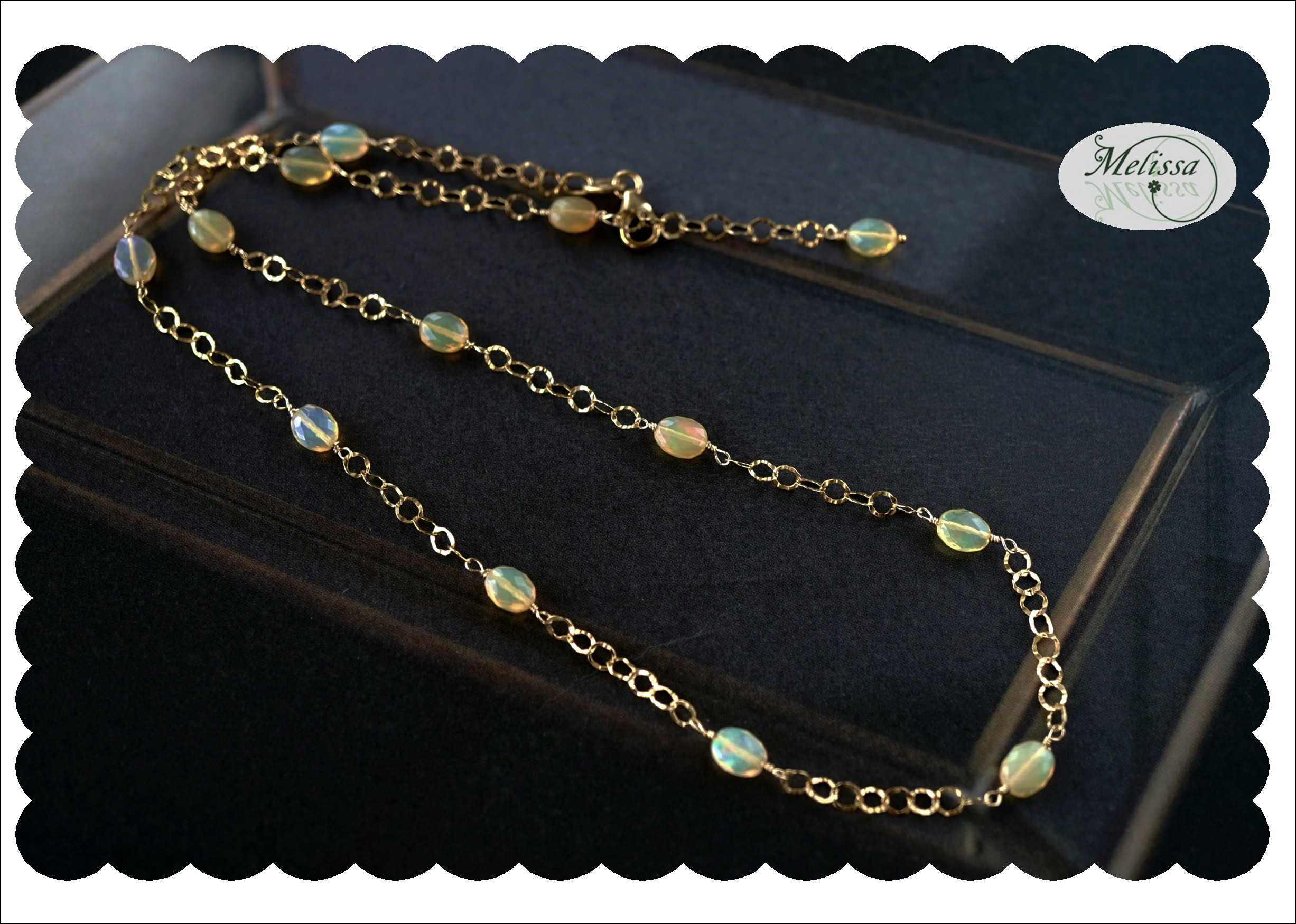 オパールのステーションネックレス 2