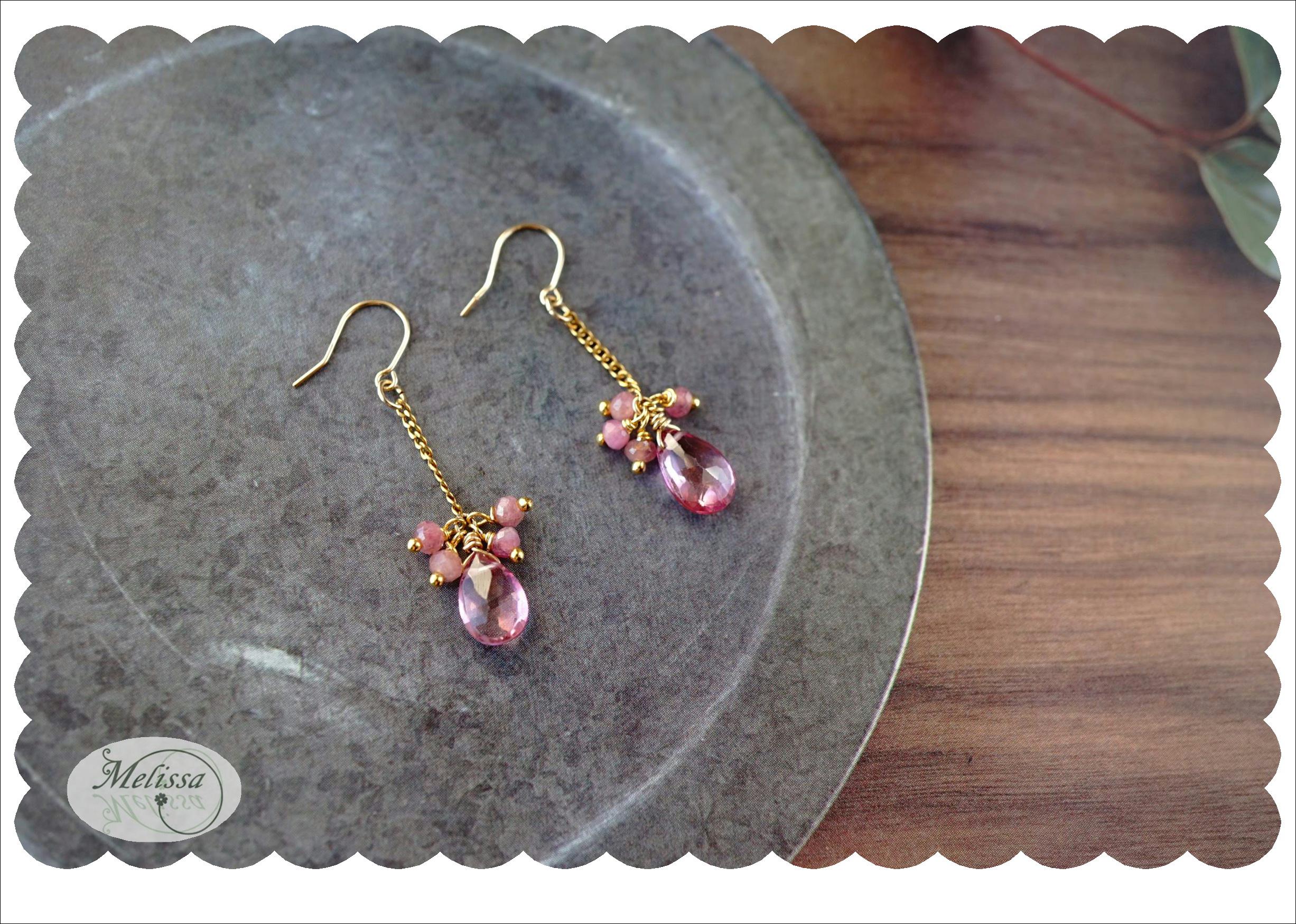 ピンクトパースとピンクサファイアの18金ピアス