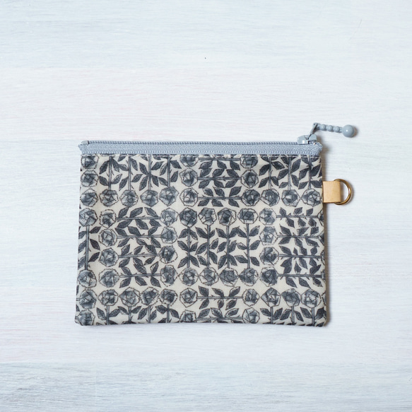 カードポーチ　リバティ Sleeping Rose（スリーピング・ローズ）グレー 3枚目の画像