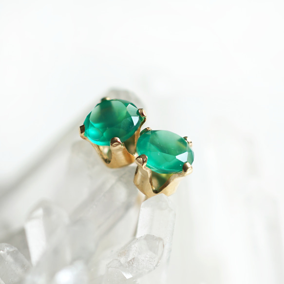 14KGF Pierced earrings with green onyx. 第10張的照片