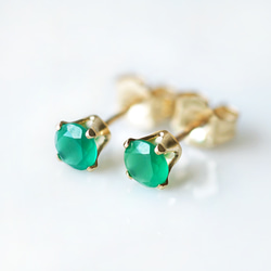 14KGF Pierced earrings with green onyx. 第6張的照片