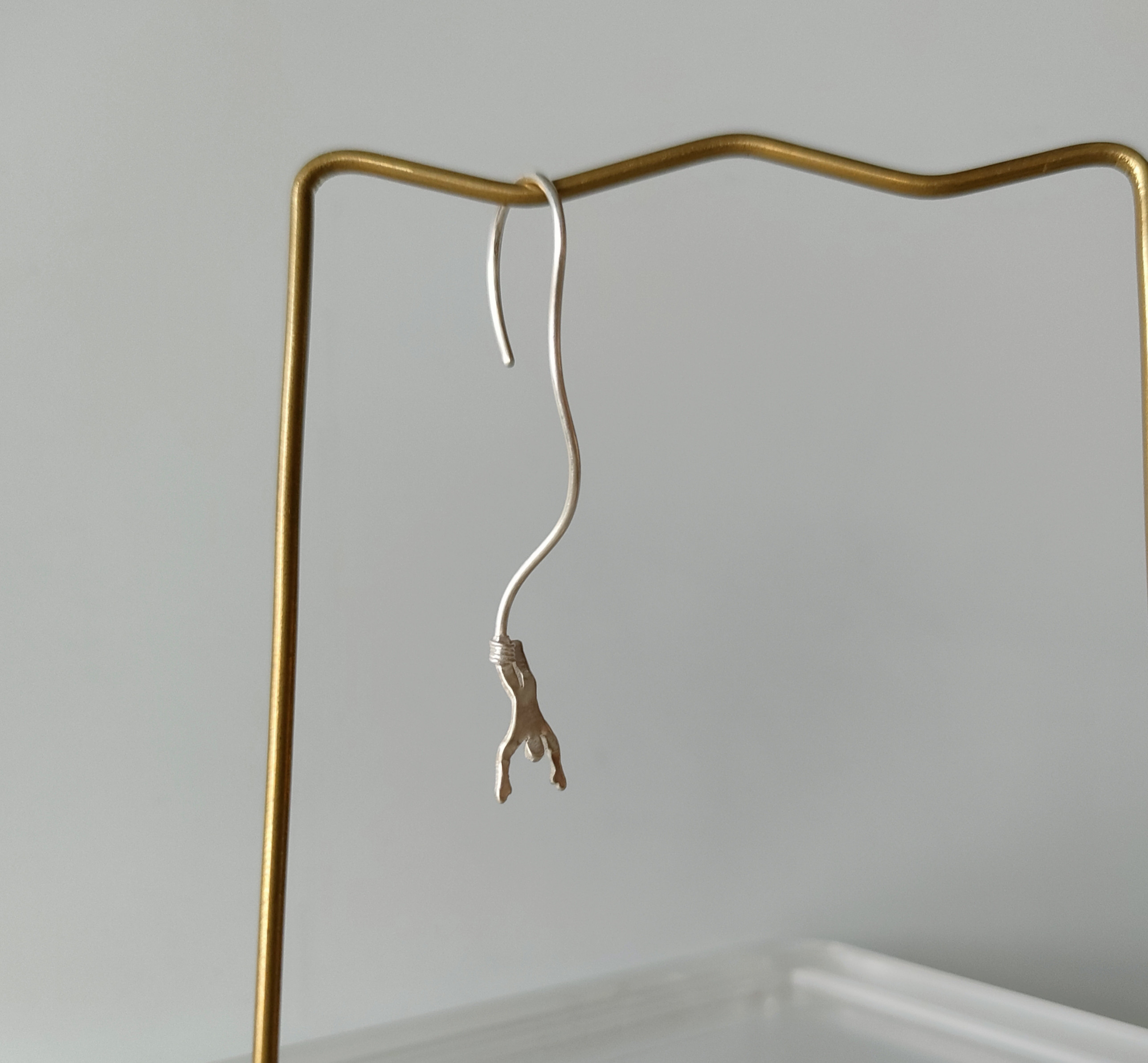 バンジーhitoピアス「片耳」