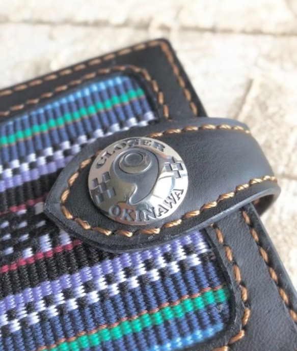 レザー　二つ折り財布　ブラック×キャメル　伊波メンサー（織物シリーズ） 7枚目の画像