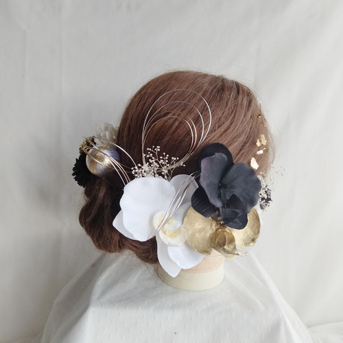 黒と金の胡蝶蘭と水引き・和玉かんざしの和装髪飾り 成人式へア 卒業式