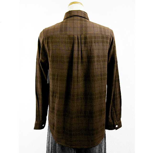 長袖コットンシャツ（チェック模様）（ボカシ染）（こげ茶色濃淡）