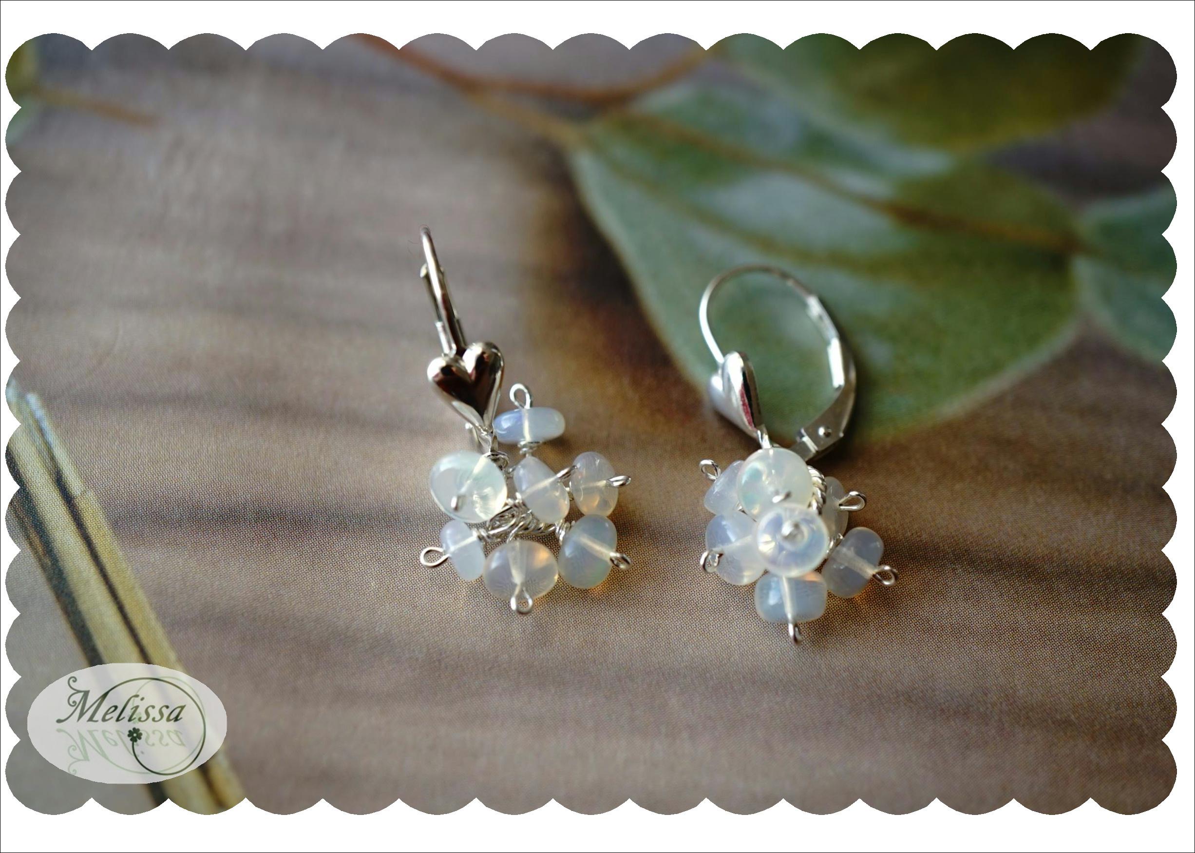 オパールとハート付シルバーピアス