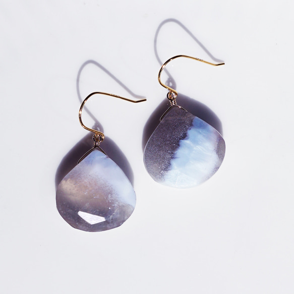 條紋藍蛋白石栗色切割醫用不銹鋼耳環 - Maaret 第2張的照片