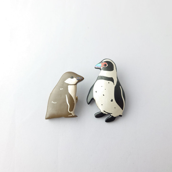 フンボルトペンギン親 漆ブローチ 5枚目の画像
