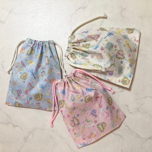 巾着袋Sサイズ25×20 給食袋向き メルヘンミュージック柄3色展開（オフ 