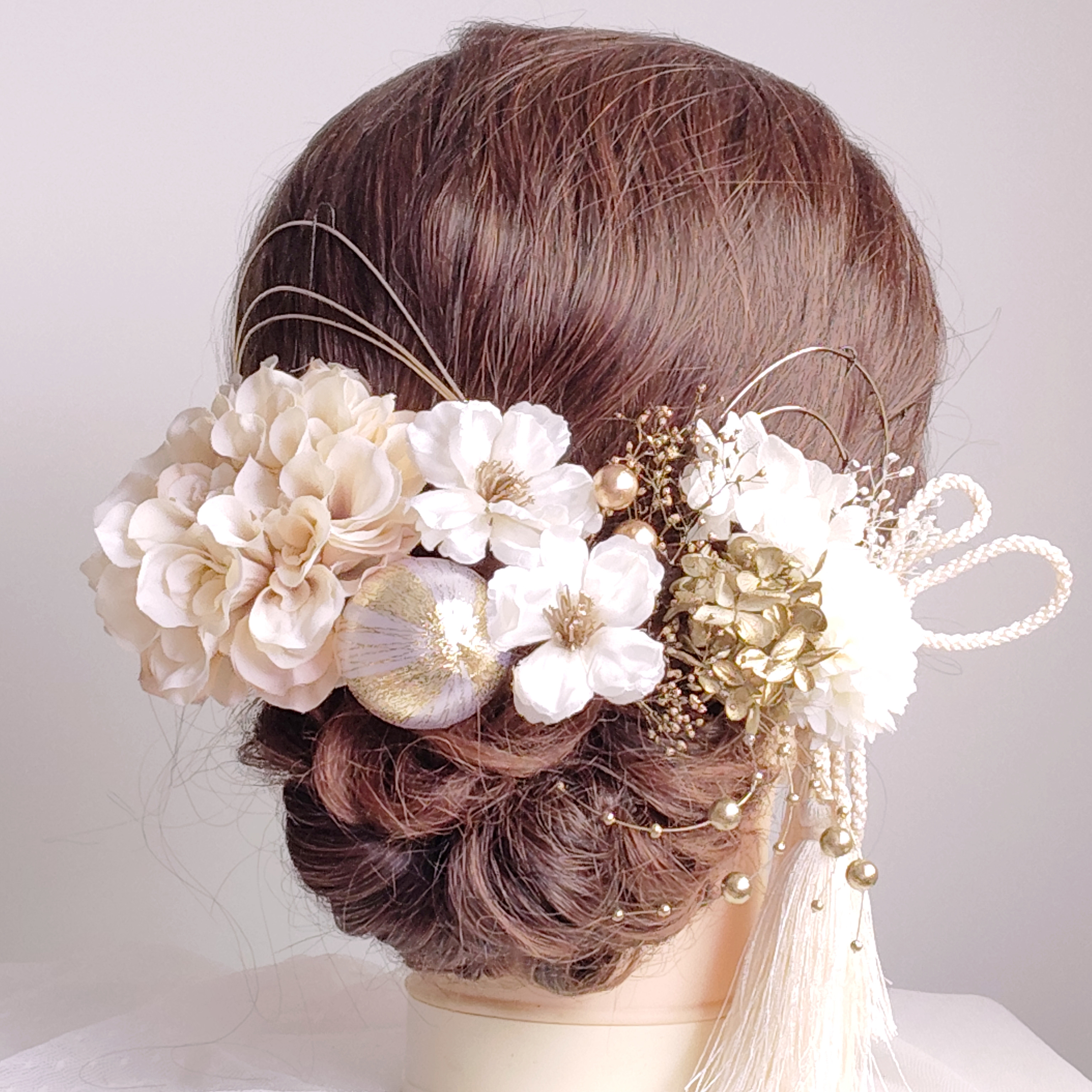 上品ダリアとパールシャワーの髪飾り　結婚式　成人式　卒業式　花嫁　和装　白無垢　色打掛　着物　ヘッドドレス　前撮り　振袖