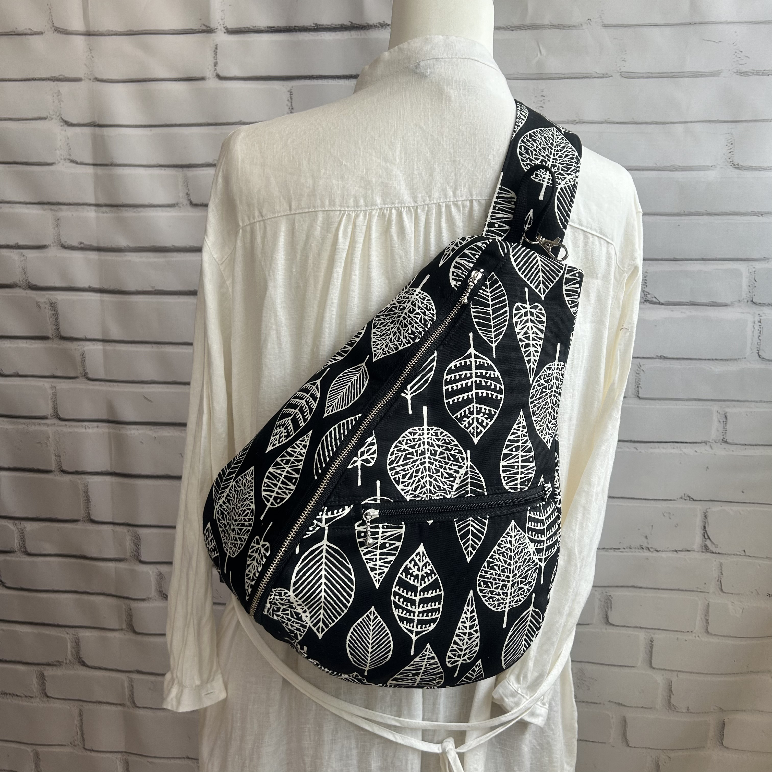 ショルダーバッグ ボディバッグ 【美品】長崎SHANK