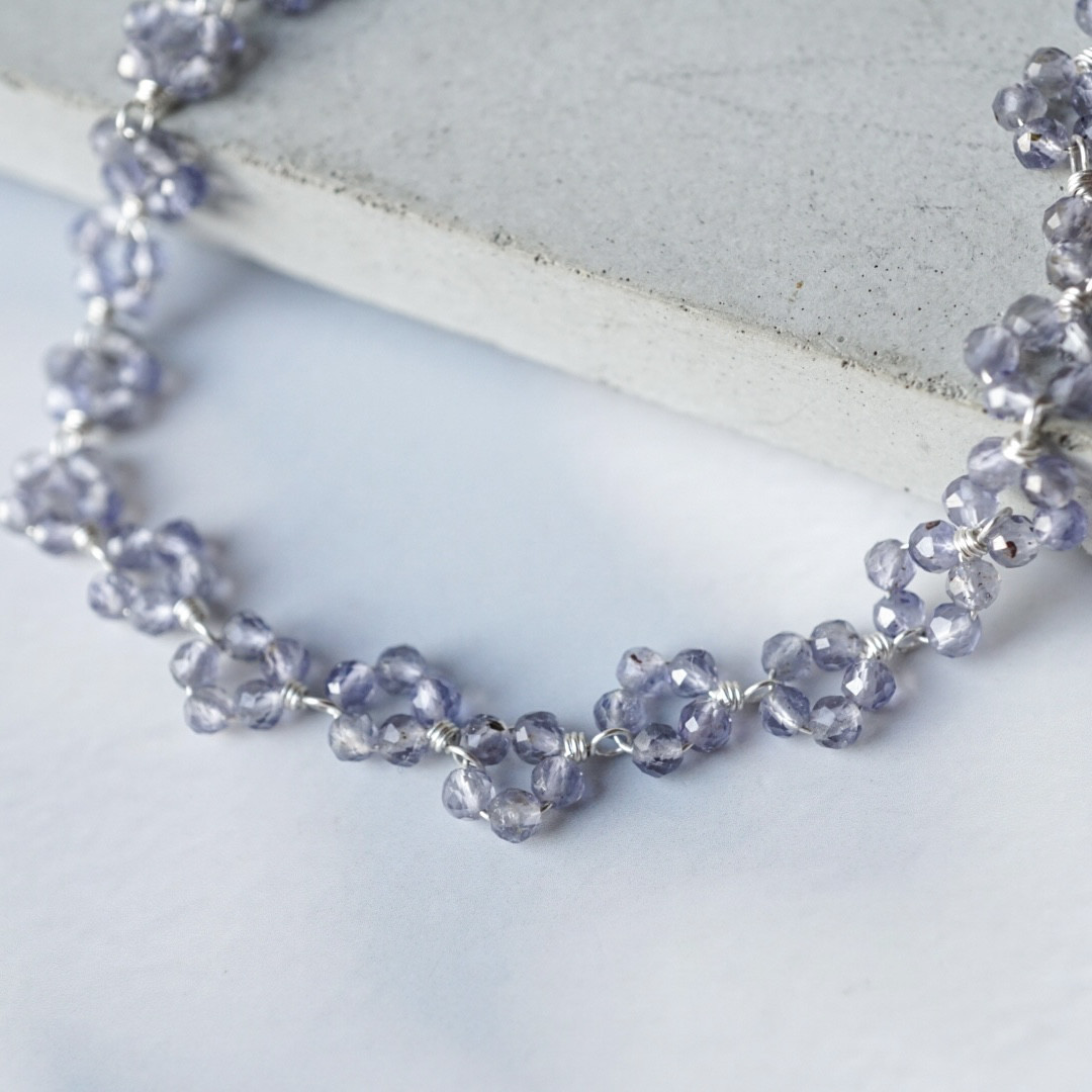 【選べる長さ】「スミレの花冠」アイオライト 天然石 3月誕生石 春 ブレスレット silver925 シルバー 4,855円