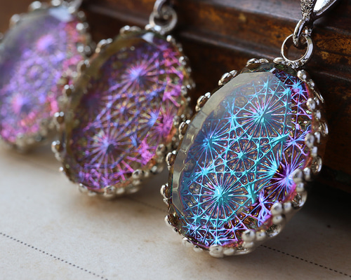 希少◆チェコ　ウランガラスヴィンテージネックレス◆Bijoux.M.G◆ワセリン ビンテージ/BIJOUX.M.G/刻印/チェコガラス/ネックレス/ダーク