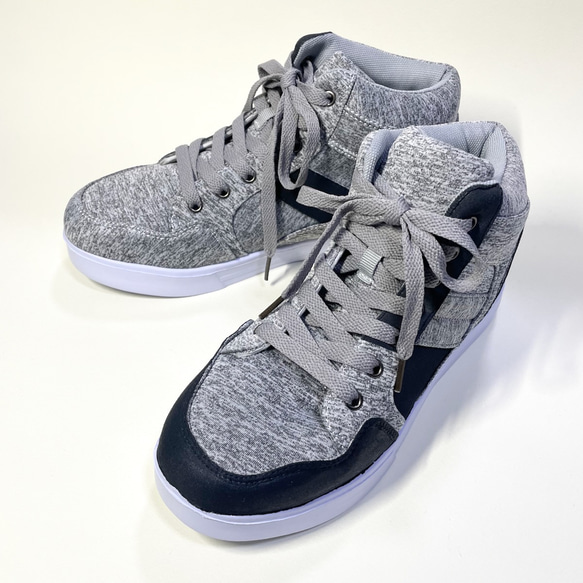 超軽量」アシンメトリーなバイカラーハイカットスニーカー (杢グレー x
