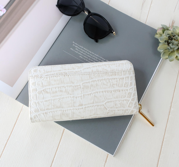 《一番人気！選べる7色》ラウンドファスナー・長財布☆彡大容量・カード12枚収納・クロコダイル型押しレザー・くすみカラー 15枚目の画像