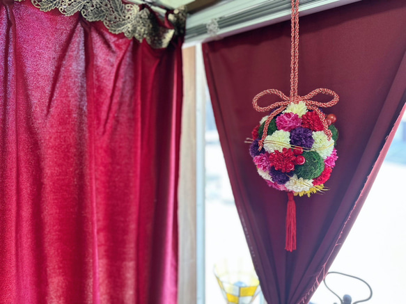 婚禮婚禮花束圓形花束日式婚禮和服前期照片拍攝 Mari 球花束 [在婚紗照中閃耀的生動] 第2張的照片