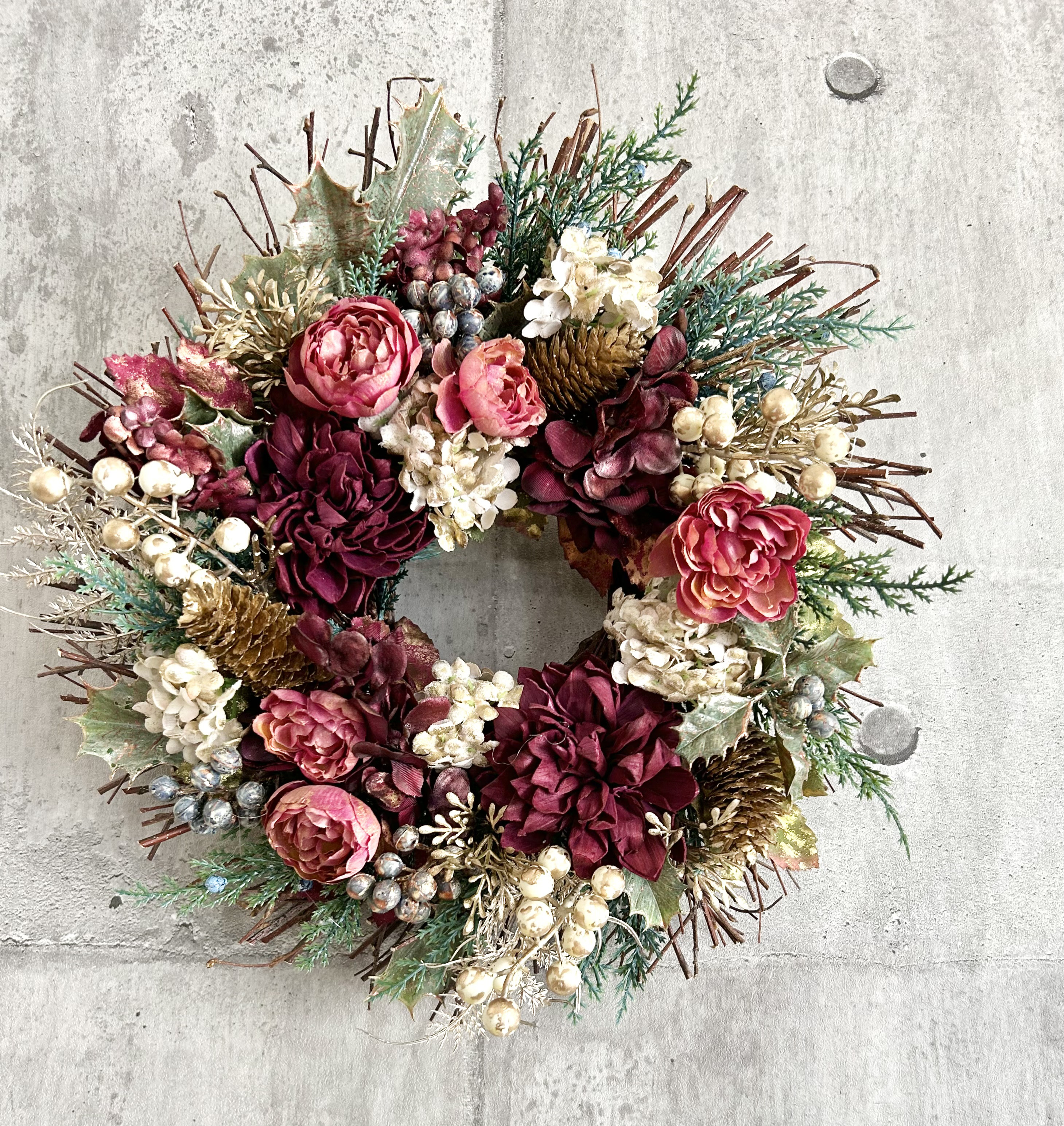 Natural circle wreath IV