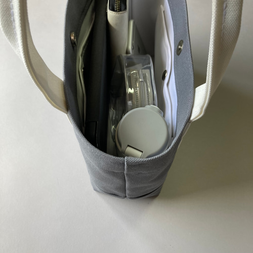 M)ちょうどいいサイズのトートバッグ 「 grip 」( グレー