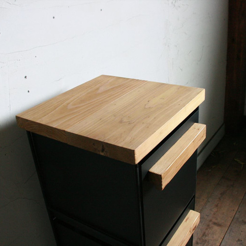 古材杉とアイアンの縦長チェスト【サイズオーダー可】 チェスト