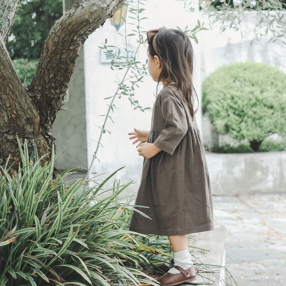 《全サイズ即納可》ココアのナチュラルワンピース《80〜130cm》女の子 おしゃれ ダブルガーゼ 長袖 秋冬 茶色 秋色 5枚目の画像