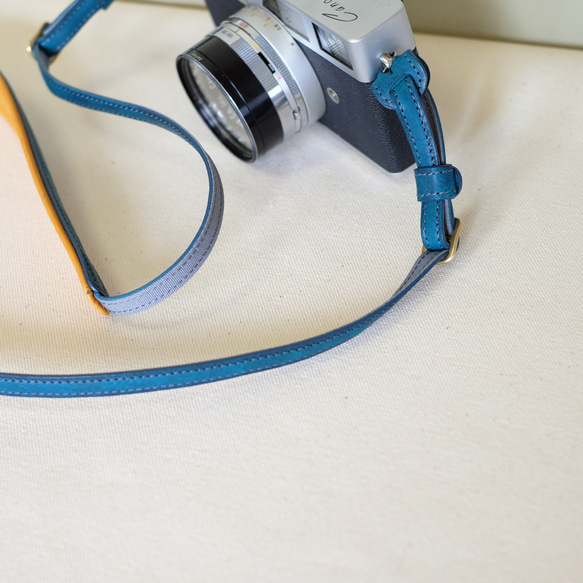 やわらか カメラストラップ(名入れ可)　ターコイズ 2枚目の画像