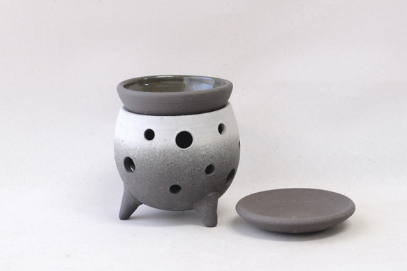 黒陶茶香炉またはアロマポット(丸) 2枚目の画像