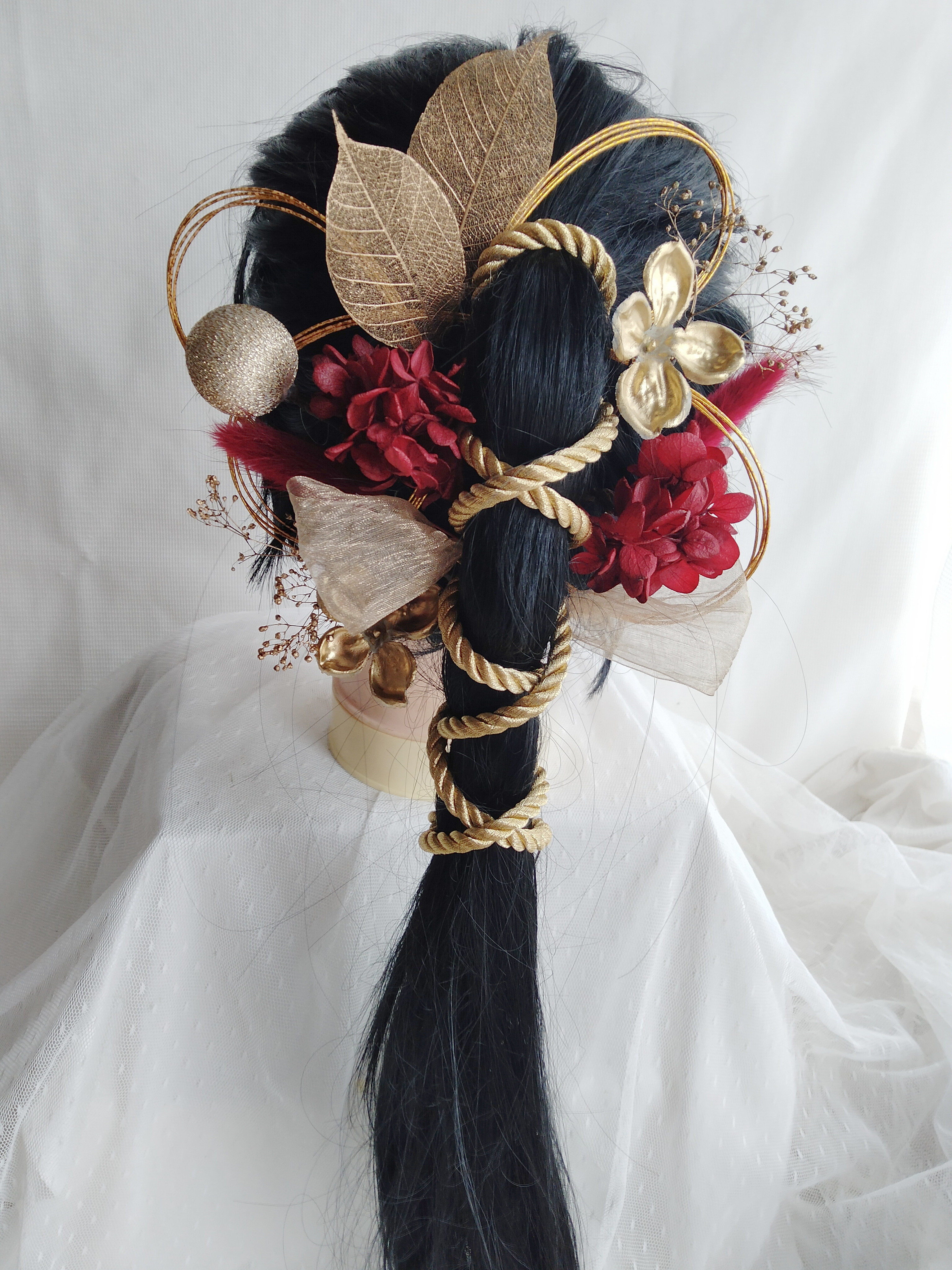 成人式髪飾り　ゴールド×レッド　水引　髪飾り　成人式　卒業式　七五三 　結婚式　和玉　卒業式髪飾り　紐アレンジ　前撮り