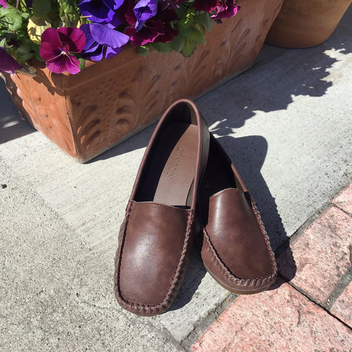 足を包み込む楽ちん本革モカシン 靴 ダークブラウン スリッポン KLIMT