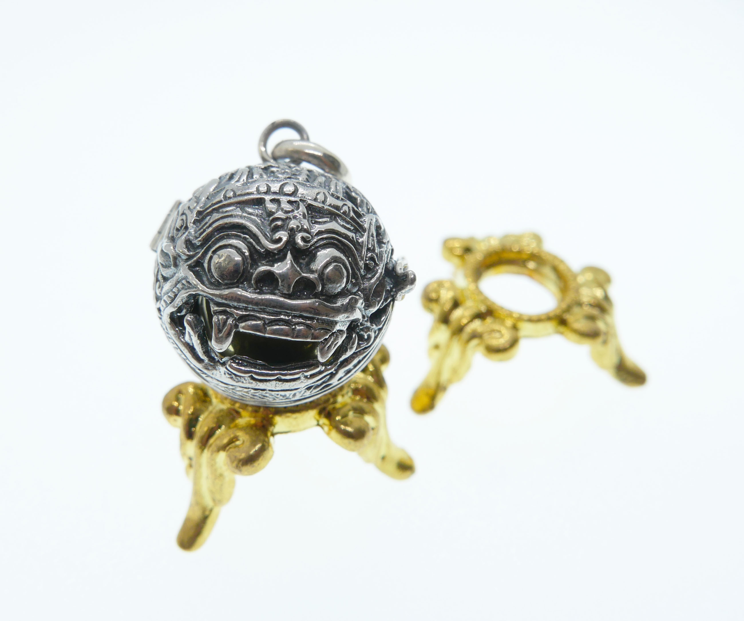 ✼シルバー925✼アベンチュリンのネックレス༺ぱかりと開けられる•*•幸運を呼ぶ聖なるバロン༻天然石アクセサリー/メンズ