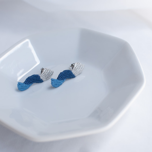 貝殼刺繡耳環【粉色/藍色】 第3張的照片