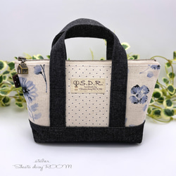 Handbag type*The zipper porch*Small size*Flower* 第7張的照片