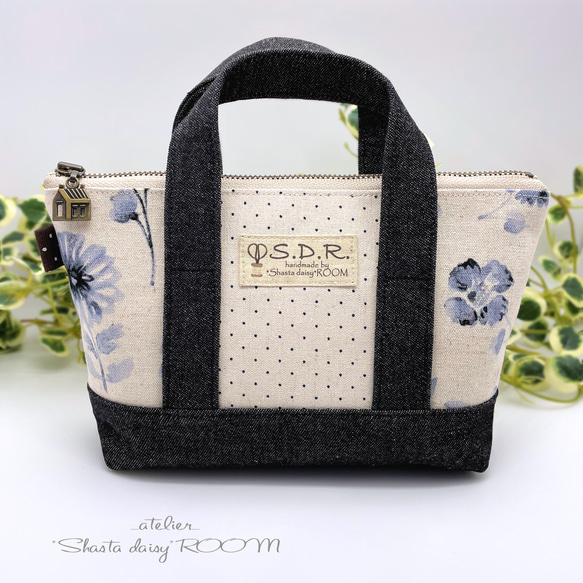 Handbag type*The zipper porch*Small size*Flower* 第1張的照片