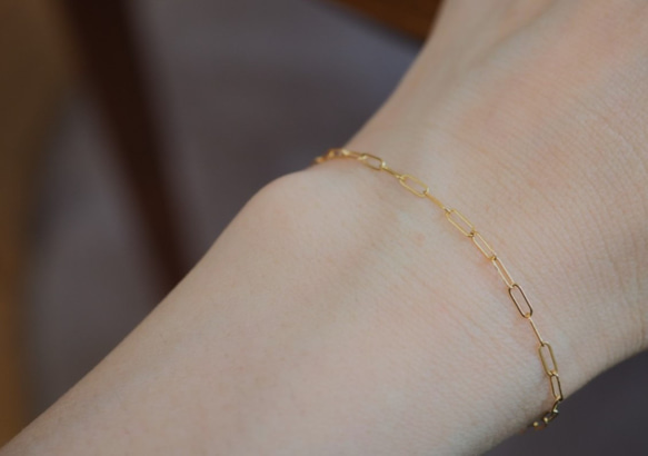 14kgf　スクエアチェーンブレスレット　14kgf刻印プレート　ゴールドフィルド　華奢　シンプル　つけっぱなしOK 5枚目の画像
