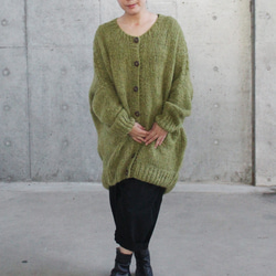 淺綠橄欖色手工編織馬海毛長開襟衫 第7張的照片