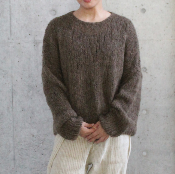 ◉軽ふわ手編みニット◉モヘアショートセーター カーキブラウン ニット