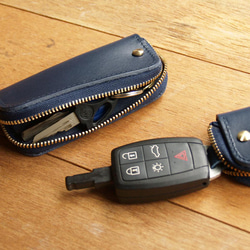 【週年慶特價 690】原價 1090【客製化刻字】Navy Blue 真皮鑰匙包 (英文刻印/禮盒包裝) 生日禮物 第6張的照片