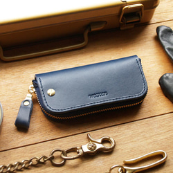 【週年慶特價 690】原價 1090【客製化刻字】Navy Blue 真皮鑰匙包 (英文刻印/禮盒包裝) 生日禮物 第7張的照片