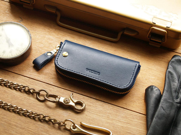 【週年慶特價 690】原價 1090【客製化刻字】Navy Blue 真皮鑰匙包 (英文刻印/禮盒包裝) 生日禮物 第4張的照片