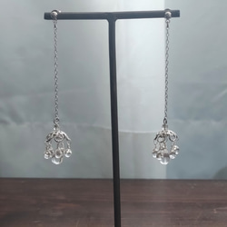 全新銀色現已上市！已售出 500 多件商品！ 3D吊燈耳環 第4張的照片